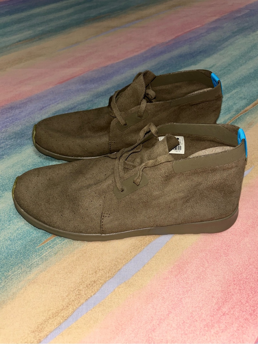 Native Shoes Apollo Chukka sneakers Olive men’s 7 / women’s 9
